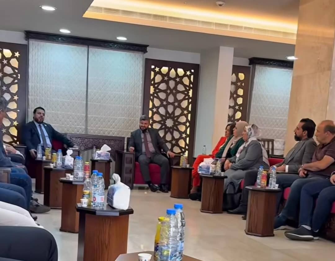 اجتماع وفد من الخارجية السورية مع الجالية السورية في لبنان